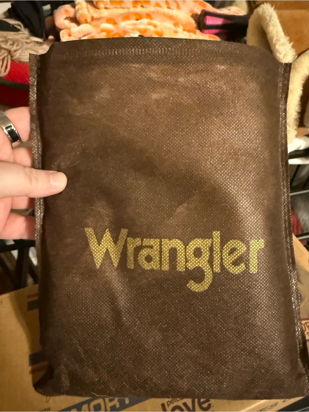 Wrangler Leopard Print Crossbody Bag in Brown and Black with Tan Strap - Picture 5 of 5